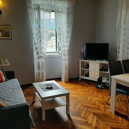 Apartmán Full Equipped Ap. *